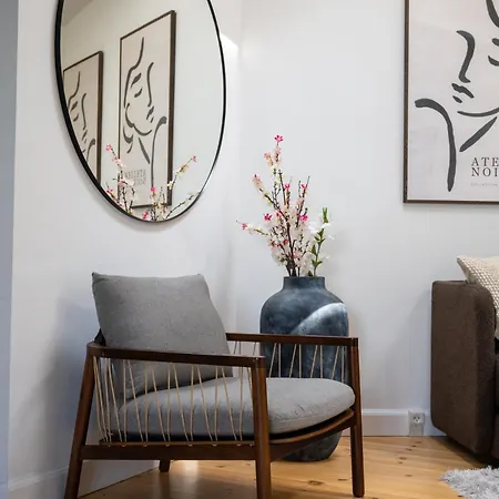 Διαμέρισμα Bright 3br With Balcony And Amazing View