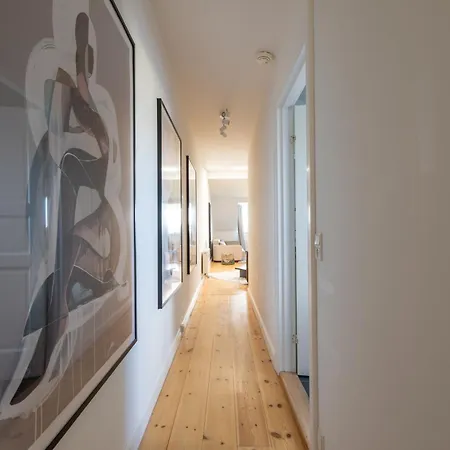 Bright 3br With Balcony And Amazing View Copenhagen
