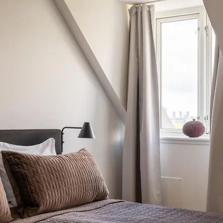 Bright 3br With Balcony And Amazing View