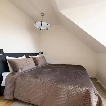 Bright 3br With Balcony And Amazing View Lejlighed