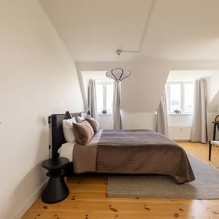 Apartment Bright 3br With Balcony And Amazing View Copenhagen