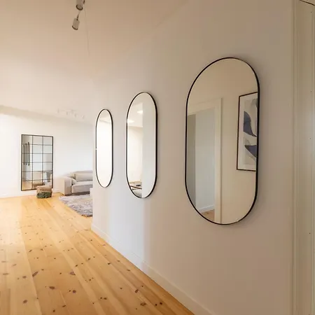 Bright 3br With Balcony And Amazing View 公寓