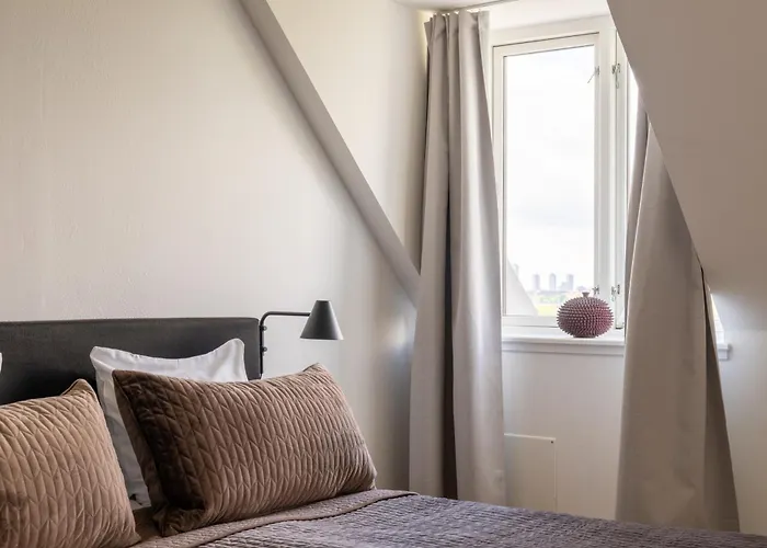 Bright 3br With Balcony And Amazing View